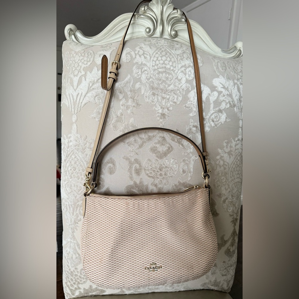 COACH  Crossbody / hand bag